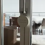 Penthouse Sonnberg * צל-אם-זי